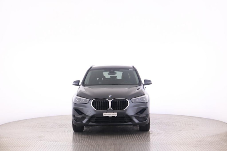 Vehicle image BMW X1