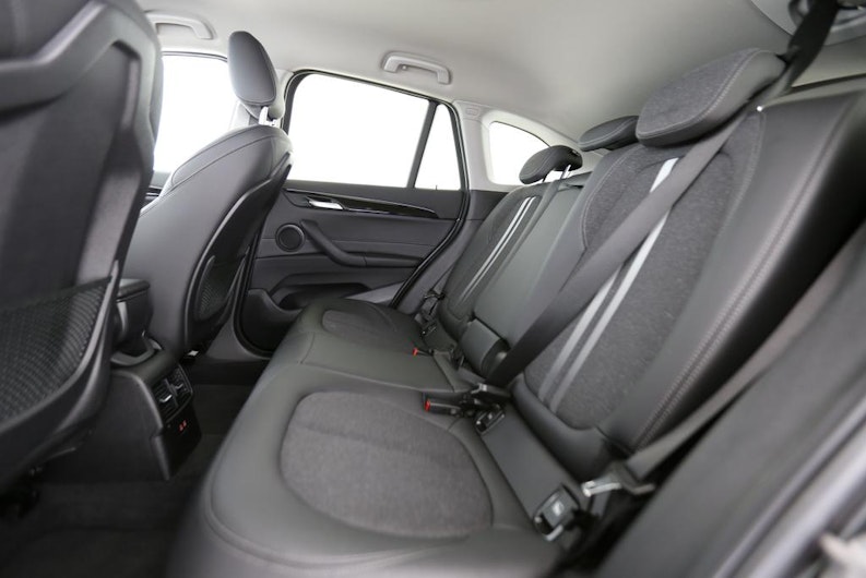 Vehicle image BMW X1