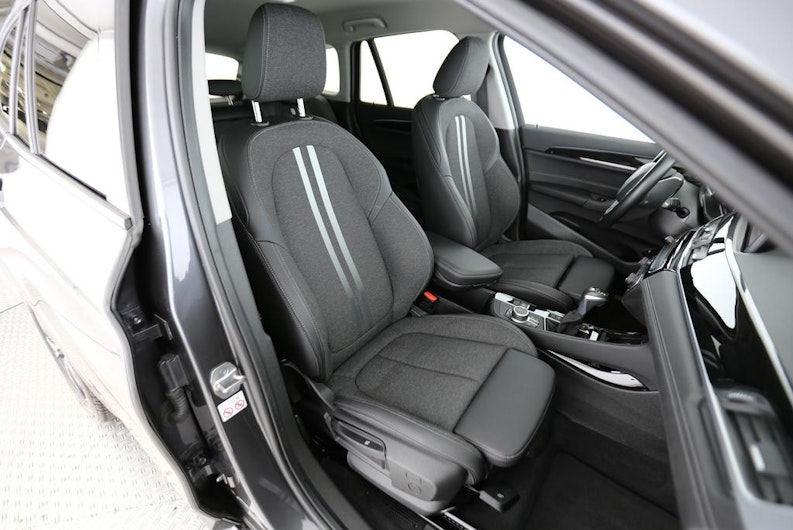 Vehicle image BMW X1