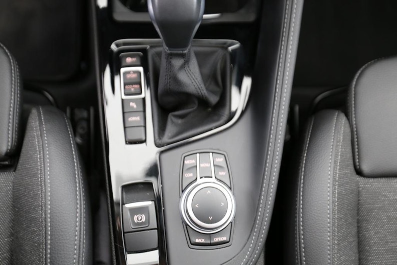 Vehicle image BMW X1