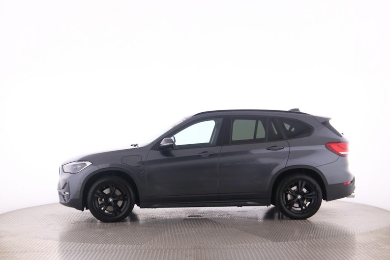 Vehicle image BMW X1