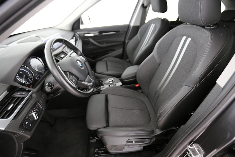 Vehicle image BMW X1