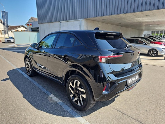 Vehicle image 28 Vehicle image 28