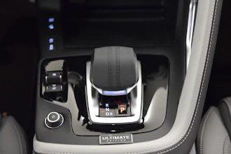 https://vehicle.imgix.net/3979166/e833f29e-ff3b-4612-a8d8-da6aa87036cb.JPG