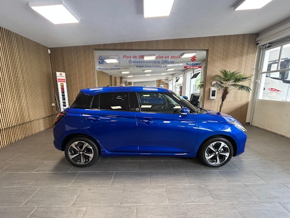 First vehicle image