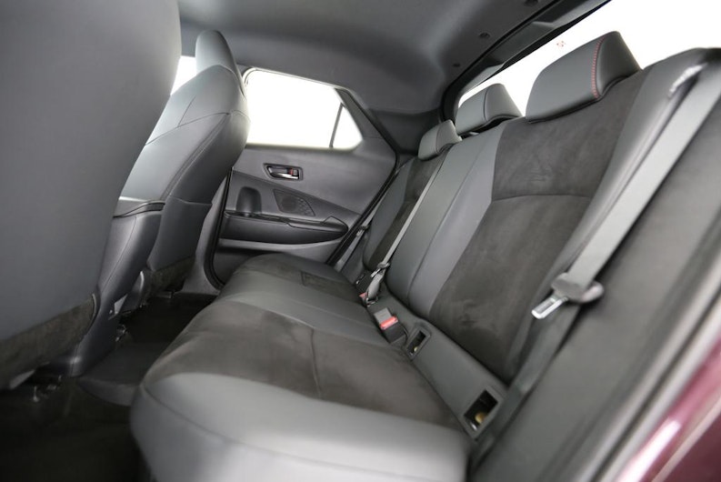 Vehicle image TOYOTA C-HR