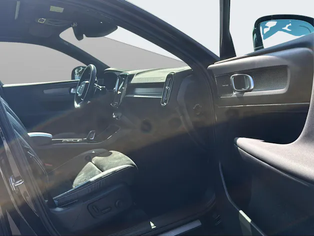 Volvo XC40 1.5 T5 TE R-Design
