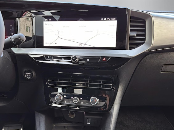 Vehicle image 5 Vehicle image 5