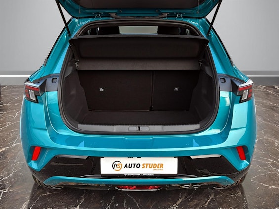 Vehicle image 10 Vehicle image 10