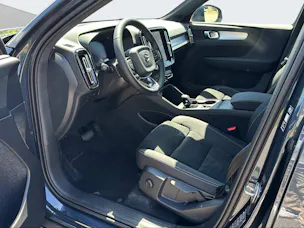Volvo XC40 2.0 B3 MH XCITE