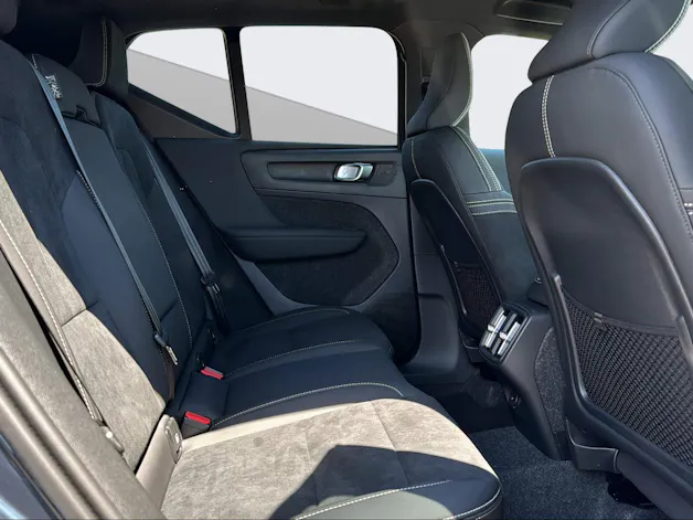 Volvo XC40 2.0 B3 MH XCITE