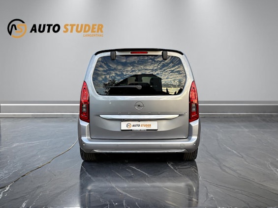 Vehicle image 9 Vehicle image 9