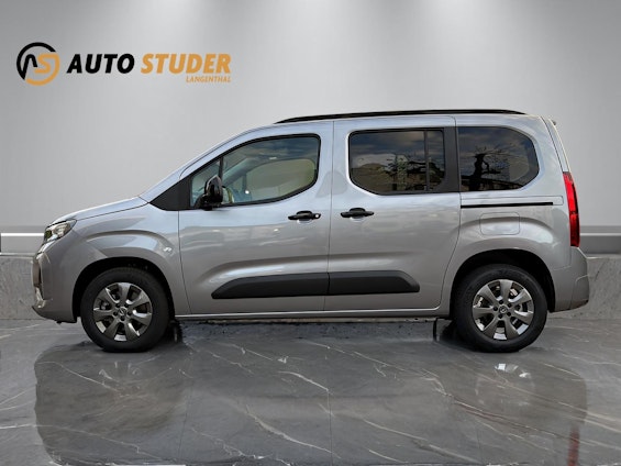 Vehicle image 7 Vehicle image 7