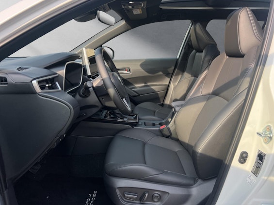 Vehicle image 8 Vehicle image 8