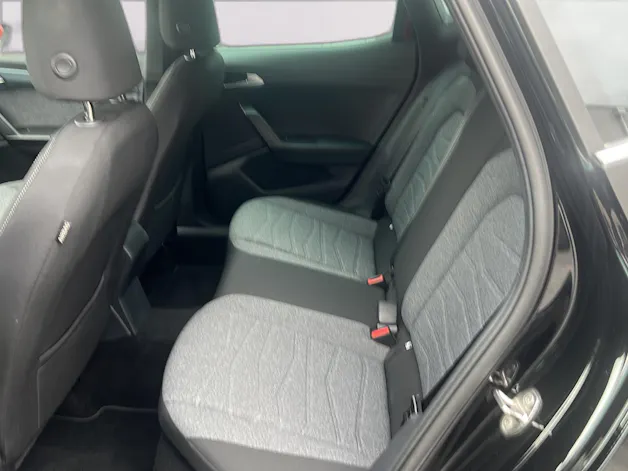 SEAT Arona 1.0 TSI 110 Hola Xperience DSG