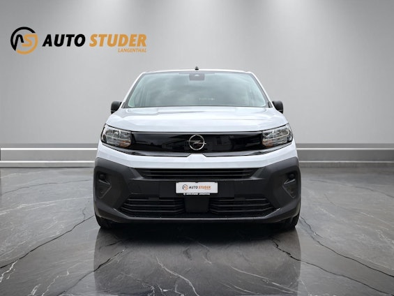 Vehicle image 14 Vehicle image 14