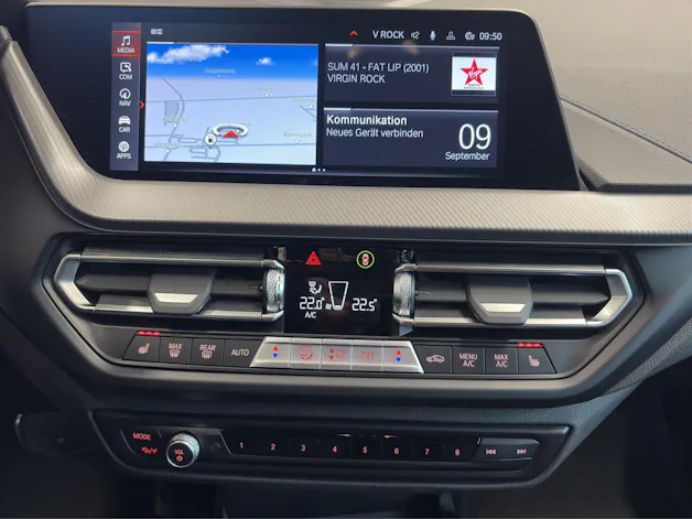 BMW 120d xDrive SAG