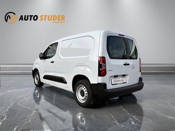 Vehicle image 8 Vehicle image 8