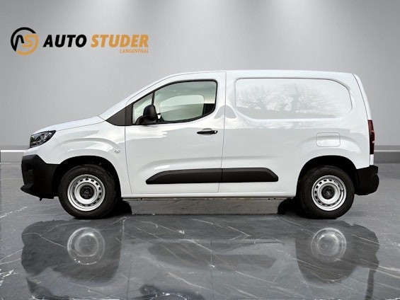 Vehicle image 7 Vehicle image 7