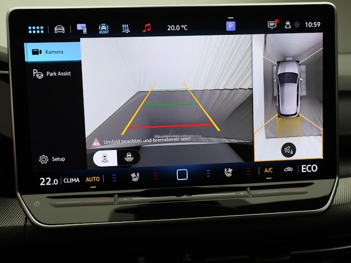 Vehicle image VW GOLF