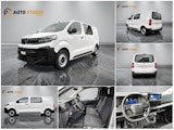 First vehicle image