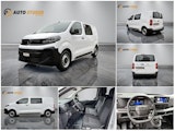 First vehicle image