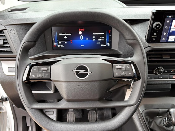 Vehicle image 3 Vehicle image 3