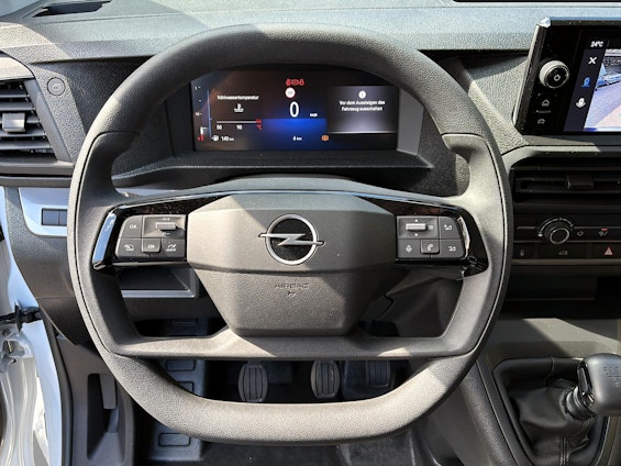 Vehicle image 3 Vehicle image 3