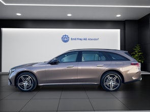 Vehicle image MERCEDES-BENZ E 300 de AMG Line 4matic Kombi