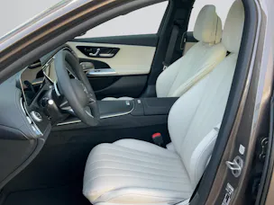 Mercedes-Benz E 300 de 4MATIC T-Modell AMG Line