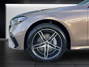 Mercedes-Benz E 300 de 4MATIC T-Modell AMG Line