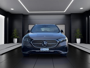 Vehicle image MERCEDES-BENZ E 300 de AMG Line 4matic Kombi