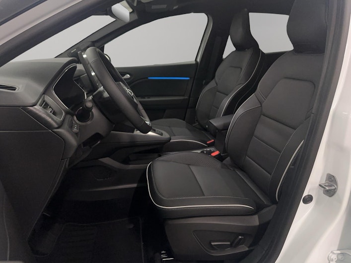 Vehicle image MITSUBISHI ASX