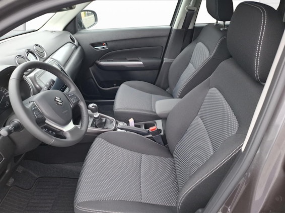 Vehicle image 8 Vehicle image 8