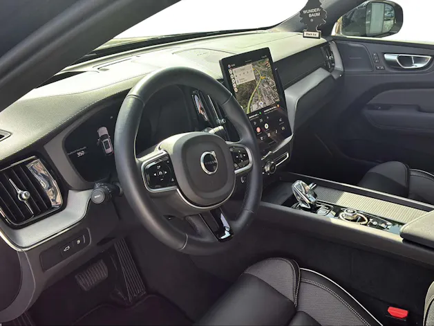 VOLVO XC60 2.0 T6 TE Black Edition eAWD