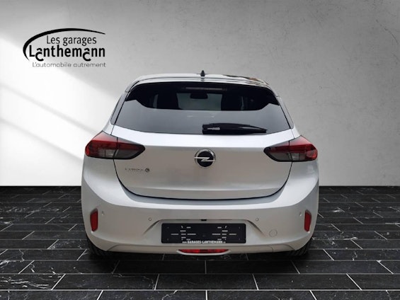 Vehicle image 3 Vehicle image 3