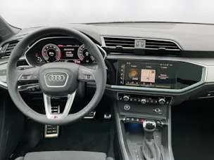 Audi Q3 35 TFSI S line Attraction S-tronic