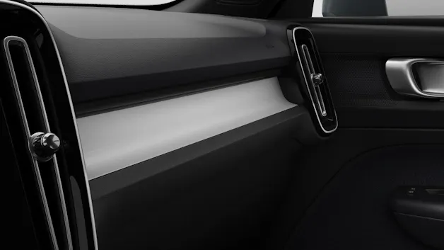 Volvo XC40 2.0 B3 MH Core XCITE