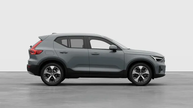 Volvo XC40 2.0 B3 MH Core XCITE