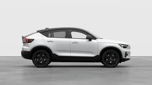 Volvo EC40 Twin Performance Ultra Black Edition AWD