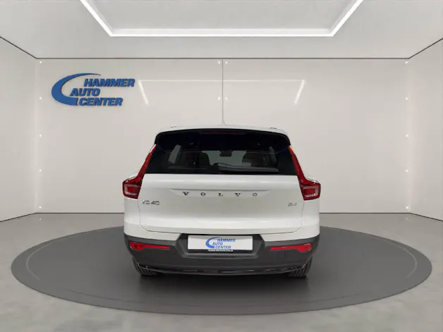 Volvo XC40 2.0 B4 MH Ultra Dark