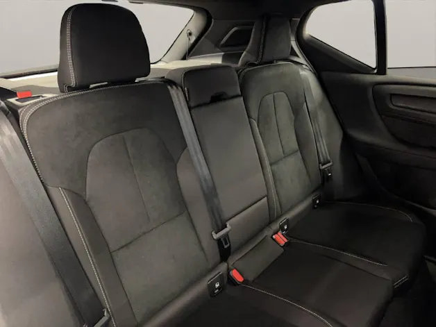 Volvo XC40 2.0 B4 MH Ultra Dark