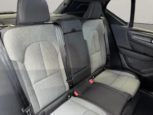 Volvo XC40 2.0 B3 MH Plus Dark