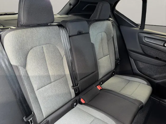Volvo XC40 2.0 B3 MH Plus Dark