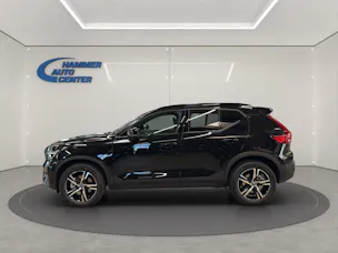 Volvo XC40 2.0 B3 MH Plus Dark