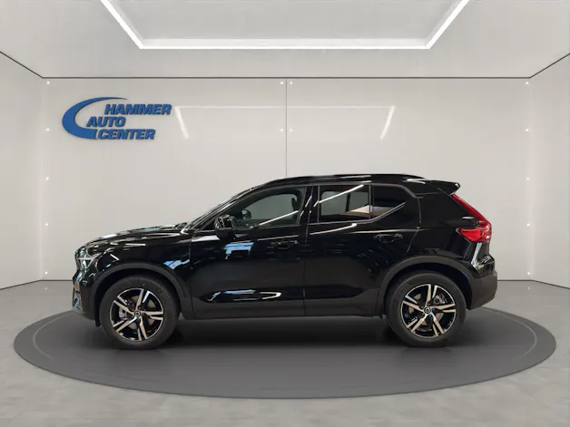 Volvo XC40 2.0 B3 MH Plus Dark