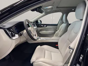 Volvo XC60 2.0 T8 TE Ultra Dark eAWD
