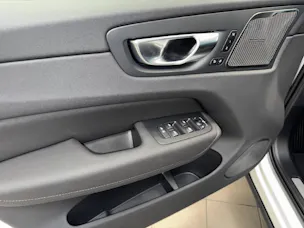 Volvo XC60 2.0 T6 TE Ultra Dark eAWD