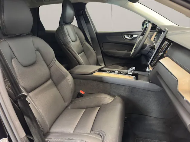 Volvo XC60 2.0 T6 TE Ultra Dark eAWD