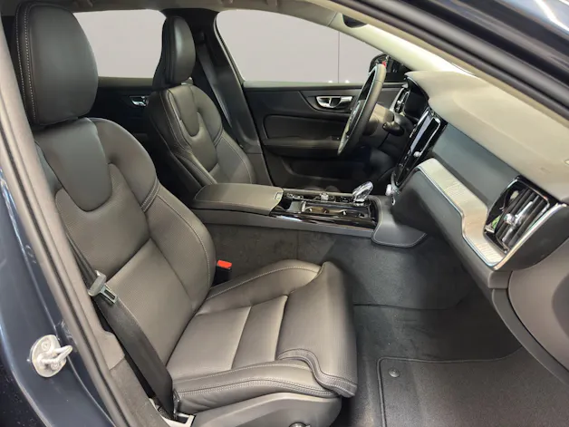 Volvo V60 2.0 T6 TE Plus Dark eAWD